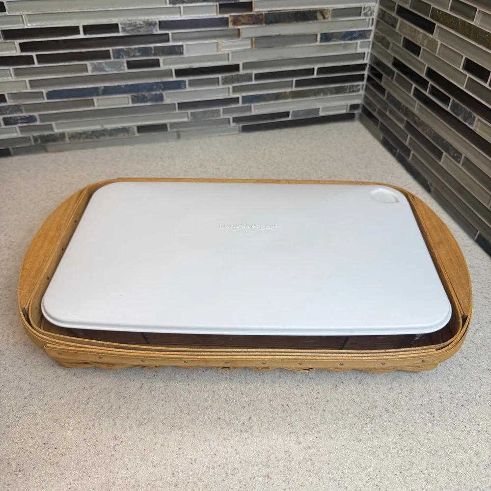 Longaberger 2005 Rectangular Serving Basket w/ Divided Protector & Lid 16.5